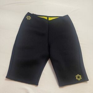 Zaggora Black Hot Pants Neoprene Sweat Shorts Size Large